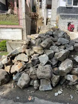 Batu Belah / Tanah Urug