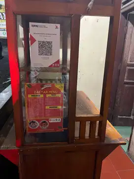 Dijual Murah gerobak meja kursi dan alat mie ayam