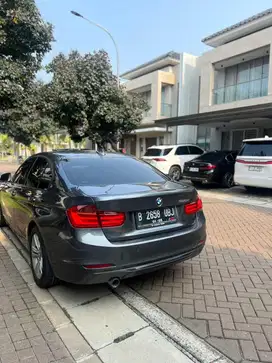 BMW 320I 2015 PEMAKAIAN PRIBADI