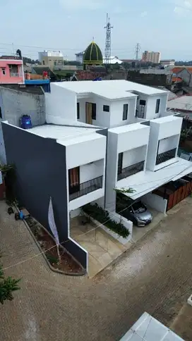 rumah strategis 900 juta Jakarta dekat Tol stasiun LRT Ciracas
