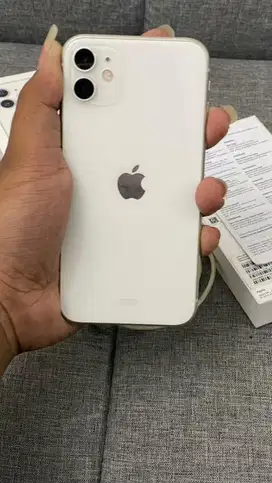 iPhone 11 64GB iBox Like New