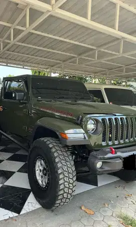 Jeep Gladiator Double Cabin 3.6 L AT 2023
