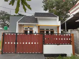 RUMAH MODERN 3KT 2KM BEBAS BANJIR HOOK DI SENOPATI BEKASI TIMUR