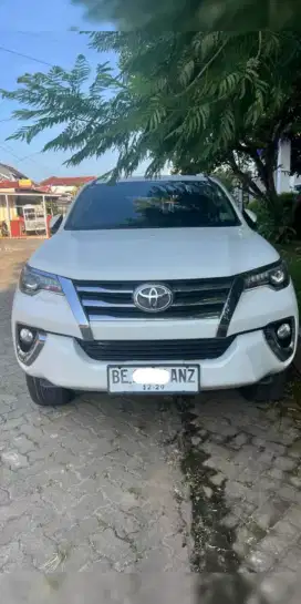 Jual Cepat TOYOTA FORTUNER 2019 PUTIH 2.4 VRZ A/T 4X2 PAJAK HIDUP