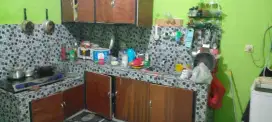 Rumah di jual sudah ada warung semi hook