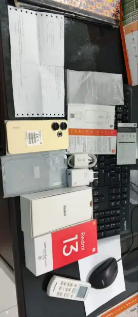 XIAOMI REDMI 13 6/256 GARANSI RESMI 14 BULAN HADIAH KANTOR SPRTI BARU