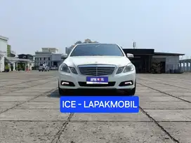 Mercedes E300 Matic Tahun 2011 Pajak Panjang
