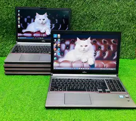 Laptop Fujitsu Lifebook E756 Core i5 Gen 6 RAM 8GB/256GB M-DC