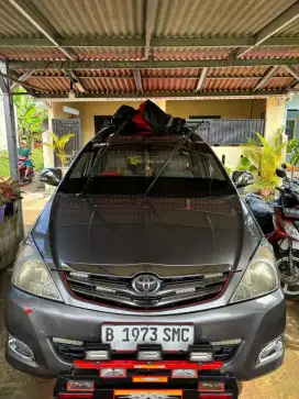 Kijang Innova 2010 Bensin 2.0 Type V