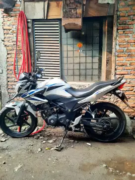Honda CB 150 R old K15, 2015 Ajib