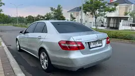 Mercedes-Benz E250 2011 Bensin