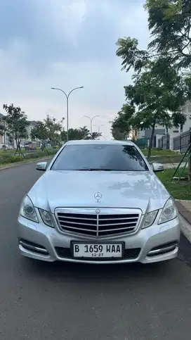 Mercedes-Benz E250 2011 Bensin