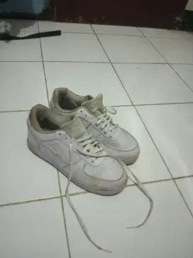 ANDO FULL WHITE
