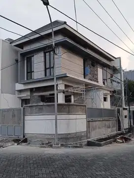 Jual rumah baru kalmpis surabaya row  jalan istimewa lebar polll