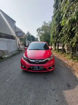 Honda Brio e setya tahun 2022 seperti baru