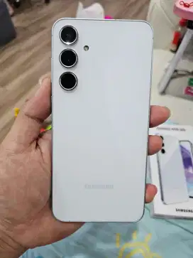 Samsung a55 5G 8/256 fisik mulus nominus(kelengkapan fullset oem)NETT