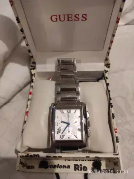Arloji Guess Collection unisex