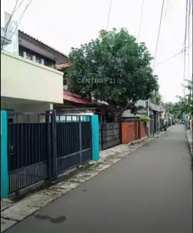 Disewakan Rumah DI Daerah Cempaka Putih Jakarta Pusat