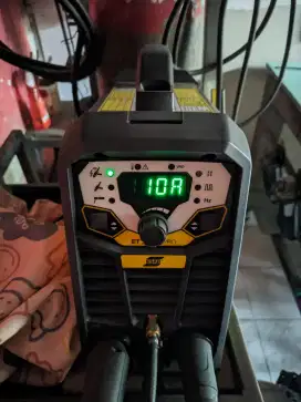 ESAB Rogue ET 200i P Pro