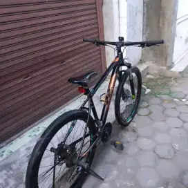 Polygon premier empat