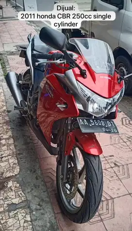 CBR 2011 KM 57rb 250cc single Cylinder Tggl pakai