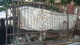 Tukang las panggilan