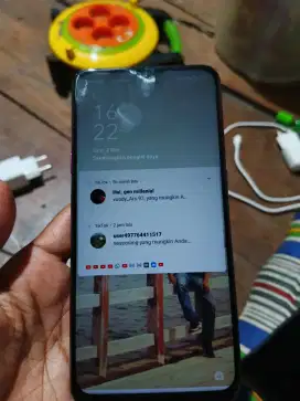 Oppo f9 ram 4/64