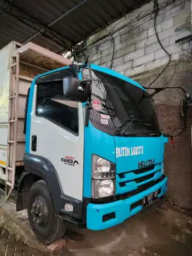 Isuzu Giga FRR series tahun 2022