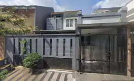 Dijual Cepat Rumah 2 Lantai di Villa Melati Mas Vista Serpong