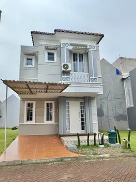 Dijual Rumah Cantik Cluster Mallibu Village Gading Serpong