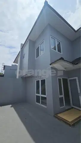 Dijual Rumah Minimalis Siap Huni  di cluster baru Kota Wisata Cibubur