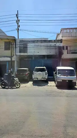 Ruko Jl. Tidar di Surabaya Strategis, Hadap Selatan