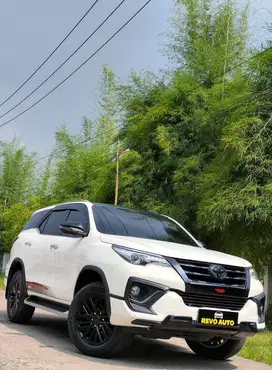 VRZ TRD sportivo 2017 / 2018 Fortuner 2.4 automatic matic at 2016