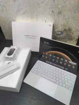 Huawei matepad pro 13.2 inch
WiFi only
Ram 12/512 GB
Mulus 99%