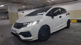 DP Rendah  12JT Honda Jazz 1.5 RS Bensin-AT 2019 Putih
