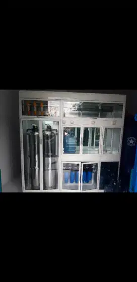Depot depo air isi ulang