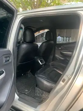 DI JUAL MOBIL TRITON 2019