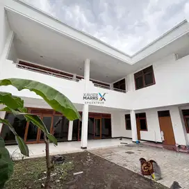 Disewakan Commercial Area di Raya Nginden Cocok Untuk Usaha