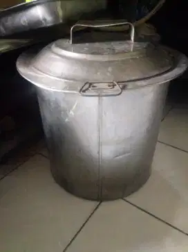 Dijual panci bakso dan mie ayam