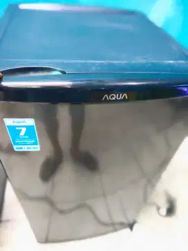 Jual frezzer merk Aqua Sanyo 4 rak normal banget
