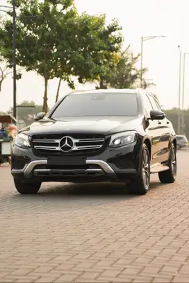 Cakep Pake Banget !! Mercedes Benz GLC250 Exclusive 4Matic 2016
