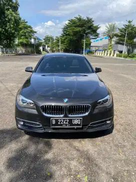 Bmw 520i Luxury F10 Lci At 2016