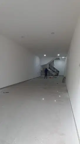 Rumah Brand New di Kavling Polri Jelambar