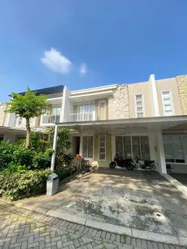 Dijual Rumah Bagus 2 Lantai di Green Lake City Cipondoh, Tangerang