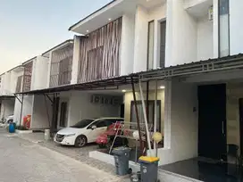 Dijual Rumah Mewah dalam Perumahan Makassar Kota sekitar jalan Aroepal