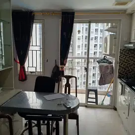 Dekat Kampus UKRIDA, 2BR Royal Mediterania Garden Furnished