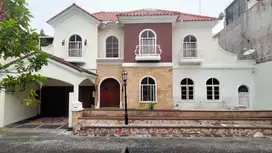 Rumah Tinggal 2 Lantai di Kawasan Elite CassaGrande Depok Sleman