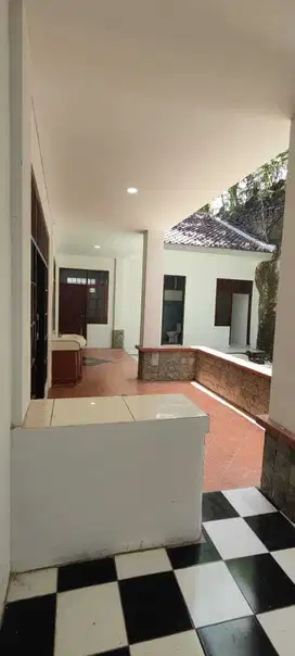Dijual Villa Nyaman dengan View Cantik di Bali, Ungasan