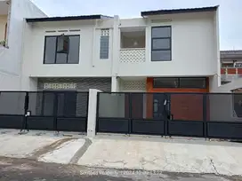 Turun Harga Rumah Baru 2 Lantai di Margahayu Soekarno Hatta Buah batu