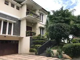 Rumah Dekat ke Tol TB Simatupang di Panorama Jatipadang Townhouse